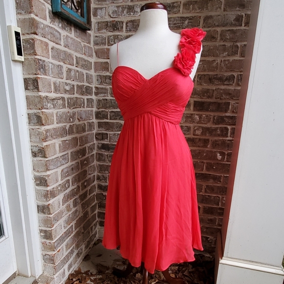 Rickie Freeman for Teri Jon Dresses & Skirts - Beautiful Red Flowy Rickie Freeman Rosette Dress